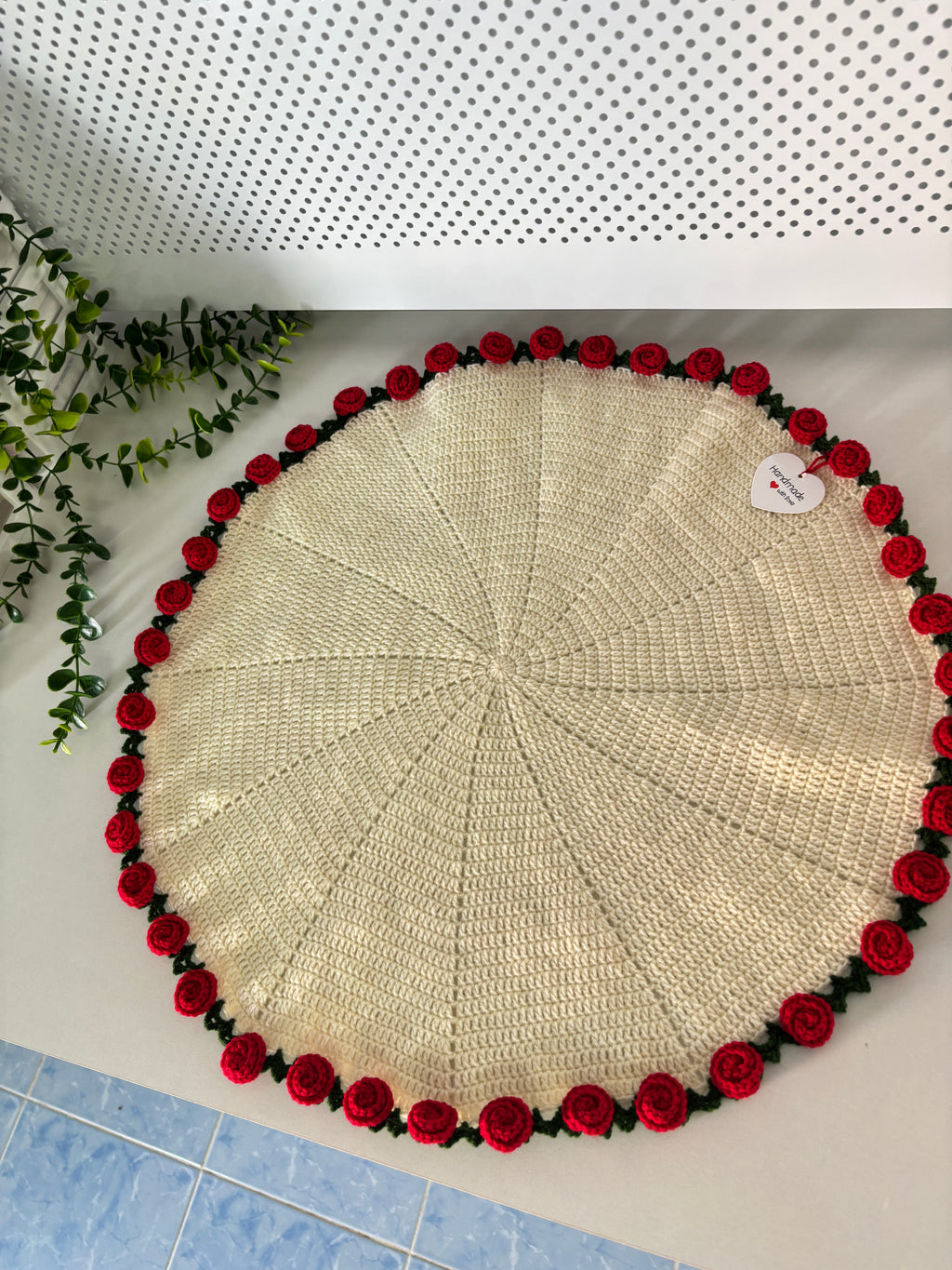 Crochet rose flower bouquet blanket | Nesty Crafters